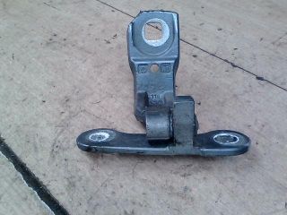 bontott OPEL VECTRA C Bal hátsó Alsó Zsanér