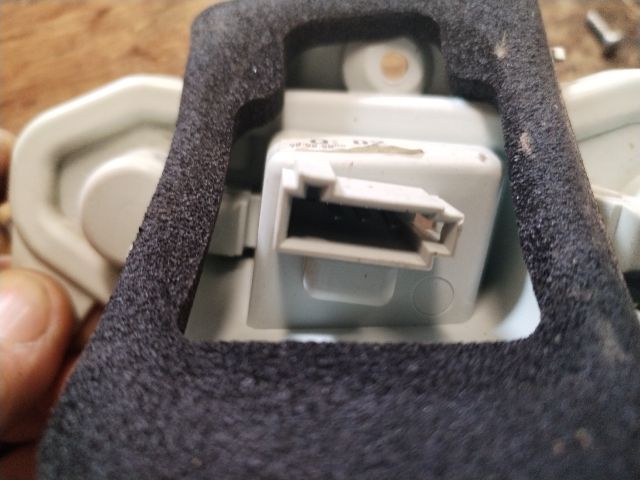 bontott OPEL VECTRA C Bal Hátsó Lámpa Foglalat