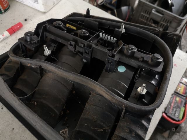 bontott OPEL VECTRA C Bal Hátsó Lámpa