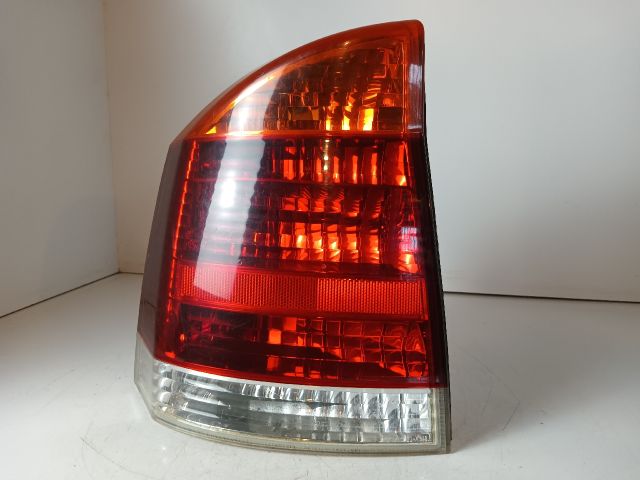 bontott OPEL VECTRA C Bal Hátsó Lámpa