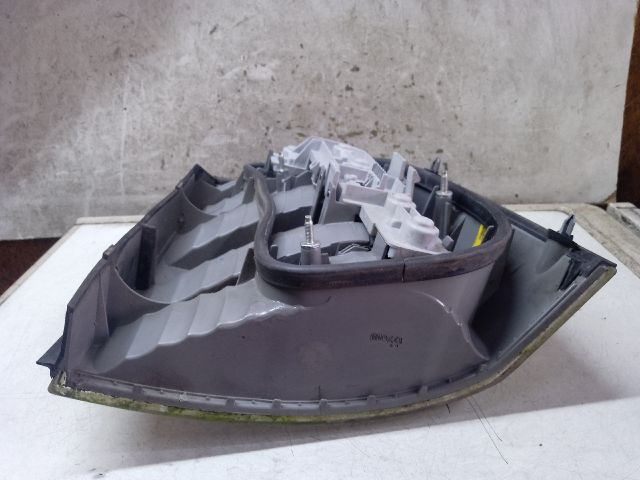 bontott OPEL VECTRA C Bal Hátsó Lámpa