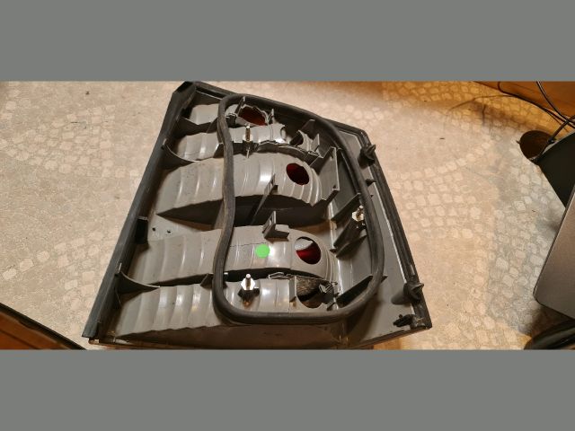 bontott OPEL VECTRA C Bal Hátsó Lámpa