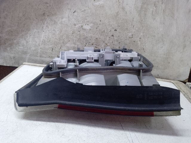 bontott OPEL VECTRA C Bal Hátsó Lámpa