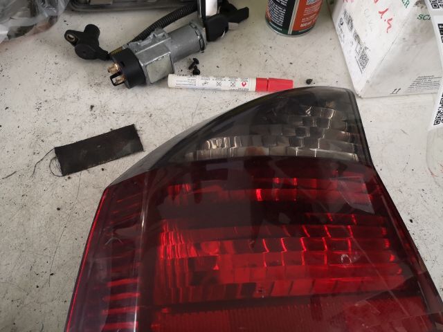 bontott OPEL VECTRA C Bal Hátsó Lámpa