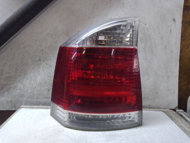 bontott OPEL VECTRA C Bal Hátsó Lámpa