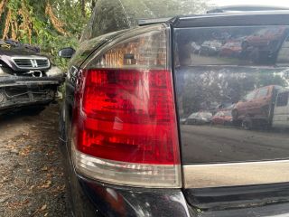 bontott OPEL VECTRA C Bal Hátsó Lámpa