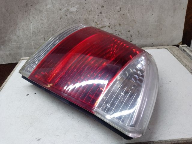 bontott OPEL VECTRA C Bal Hátsó Lámpa