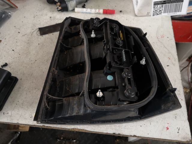 bontott OPEL VECTRA C Bal Hátsó Lámpa