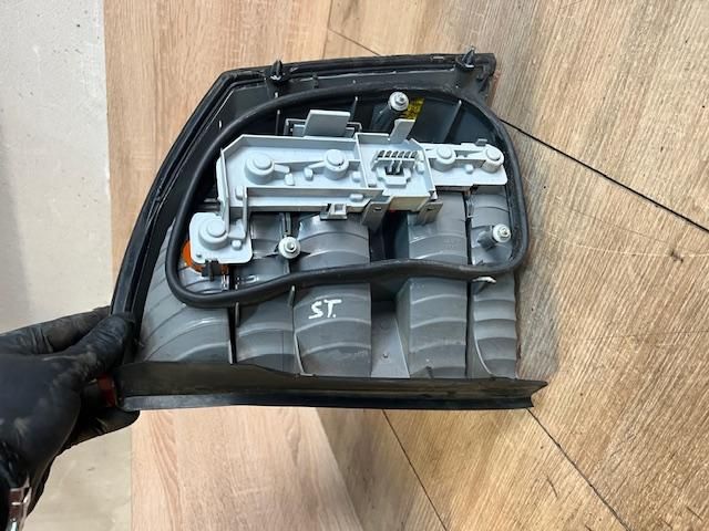 bontott OPEL VECTRA C Bal Külső Hátsó Lámpa