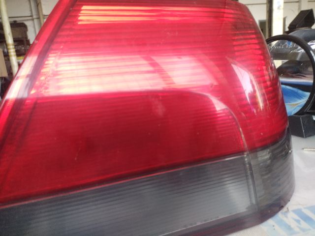 bontott OPEL VECTRA C Bal Külső Hátsó Lámpa