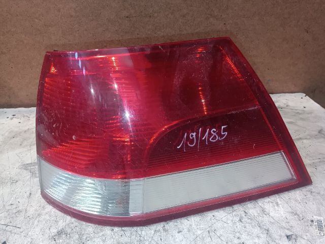 bontott OPEL VECTRA C Bal Külső Hátsó Lámpa