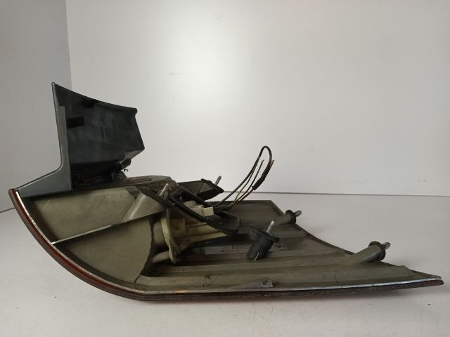 bontott OPEL VECTRA C Bal Külső Hátsó Lámpa