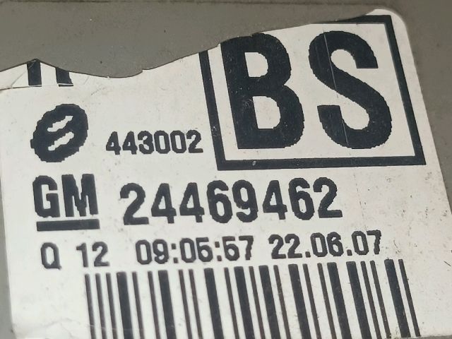 bontott OPEL VECTRA C Bal Külső Hátsó Lámpa