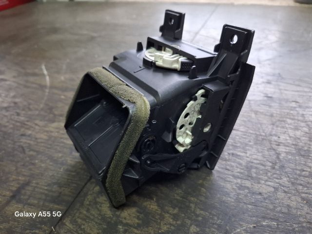 bontott OPEL VECTRA C Bal Szellőző