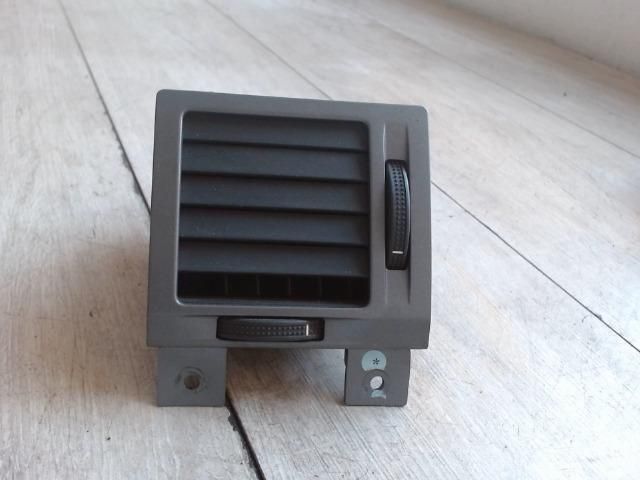 bontott OPEL VECTRA C Bal Szellőző