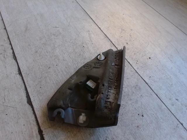 bontott OPEL VECTRA C Bal Visszapillantó Tükör Talp Burkolat