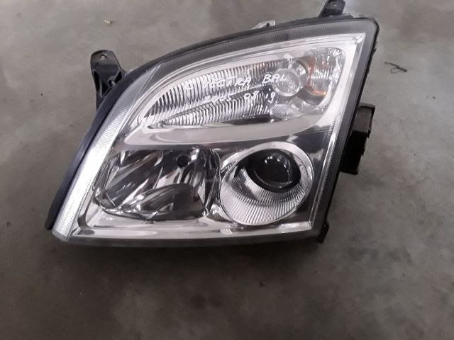 bontott OPEL VECTRA C Bal Xenon Fényszóró