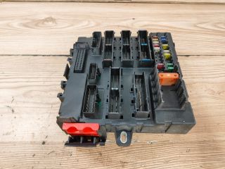 bontott OPEL VECTRA C Biztosítéktábla Csomagtér