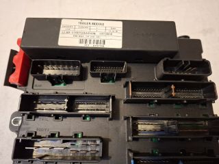 bontott OPEL VECTRA C Biztosítéktábla Csomagtér