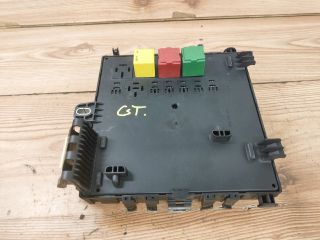 bontott OPEL VECTRA C Biztosítéktábla Csomagtér