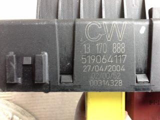 bontott OPEL VECTRA C Biztosítéktábla Csomagtér