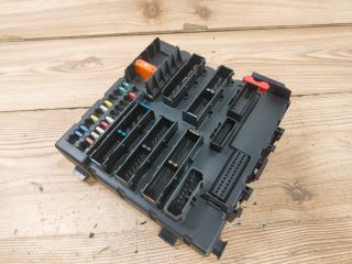 bontott OPEL VECTRA C Biztosítéktábla Csomagtér