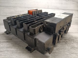 bontott OPEL VECTRA C Biztosítéktábla Csomagtér