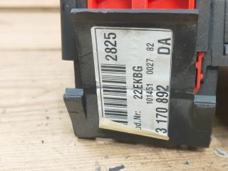 bontott OPEL VECTRA C Biztosítéktábla Csomagtér