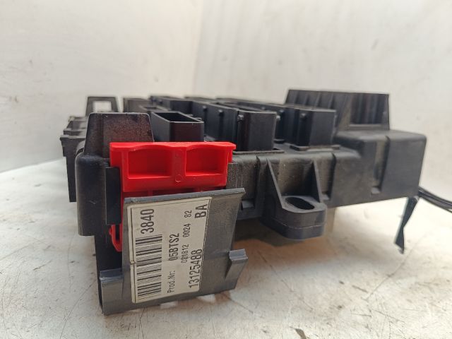 bontott OPEL VECTRA C Biztosítéktábla Doboz