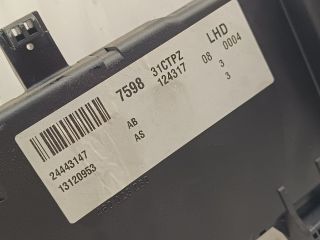 bontott OPEL VECTRA C Biztosítéktábla Utastér