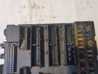 bontott OPEL VECTRA C Biztosítéktábla Utastér