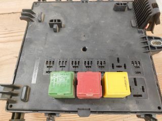 bontott OPEL VECTRA C Biztosítéktábla Utastér