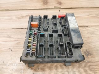 bontott OPEL VECTRA C Biztosítéktábla Utastér