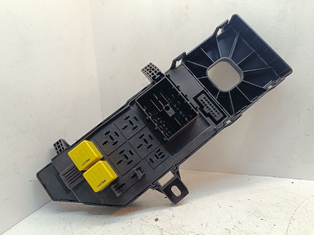 bontott OPEL VECTRA C Biztosítéktábla Utastér