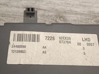 bontott OPEL VECTRA C Biztosítéktábla Utastér