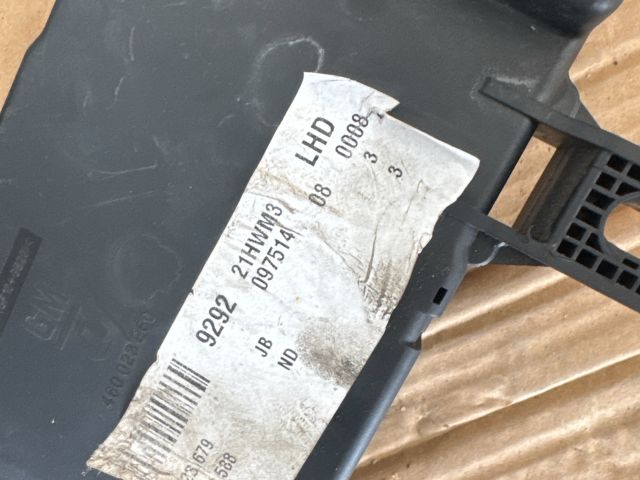 bontott OPEL VECTRA C Biztosítéktábla Utastér