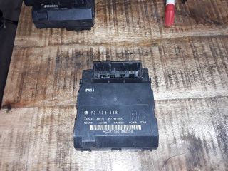 bontott OPEL VECTRA C Biztosítéktábla Utastér