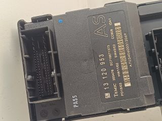 bontott OPEL VECTRA C Biztosítéktábla Utastér