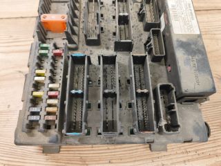 bontott OPEL VECTRA C Biztosítéktábla Utastér