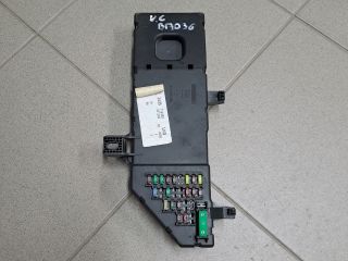 bontott OPEL VECTRA C Biztosítéktábla Utastér