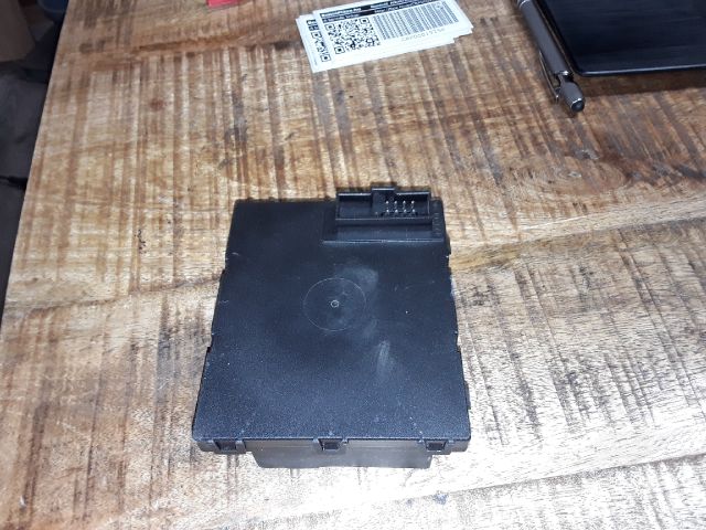 bontott OPEL VECTRA C Biztosítéktábla Utastér