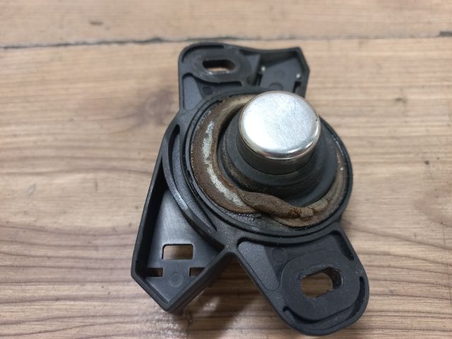 bontott OPEL VECTRA C Csomagtér Nyitó Kar / Gomb