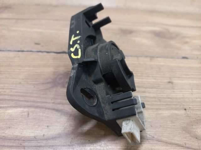 bontott OPEL VECTRA C Csomagtér Nyitó Kar / Gomb