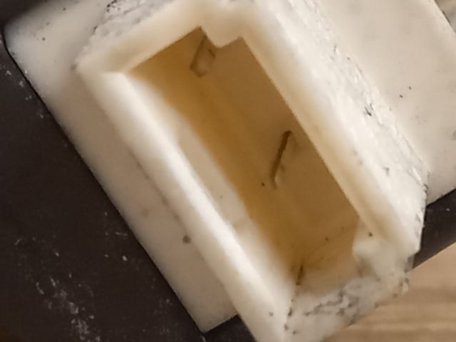 bontott OPEL VECTRA C Csomagtér Nyitó Kar / Gomb