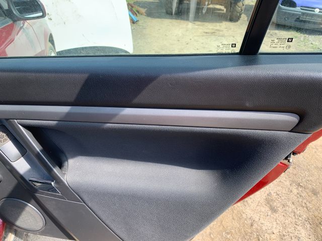 bontott OPEL VECTRA C Csomagtér Roló