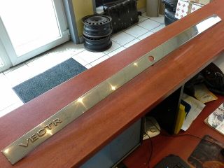 bontott OPEL VECTRA C Csomagtérajtó Díszléc