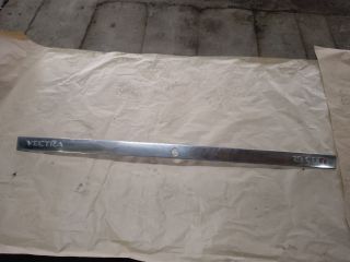 bontott OPEL VECTRA C Csomagtérajtó Díszléc