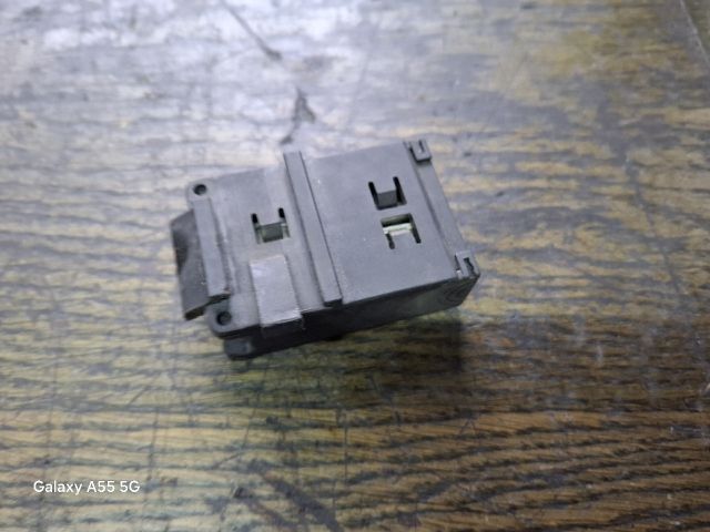 bontott OPEL VECTRA C Elektronika (Magában)