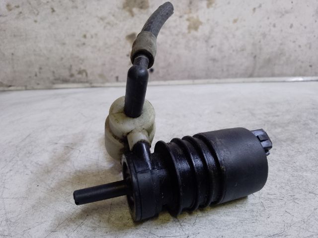 bontott OPEL VECTRA C Első Ablakmosó Szivattyú