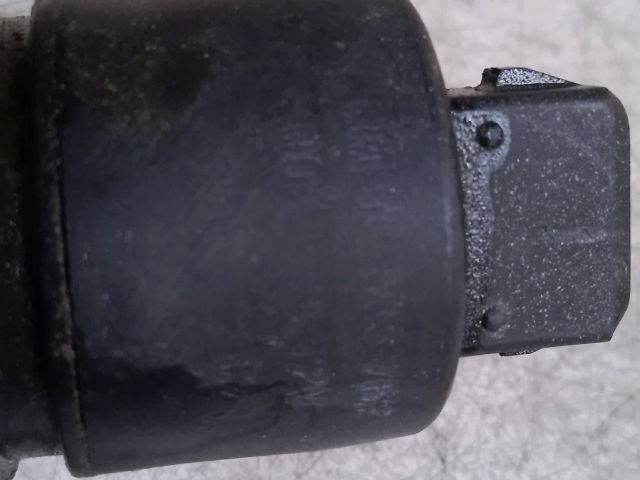 bontott OPEL VECTRA C Első Ablakmosó Szivattyú